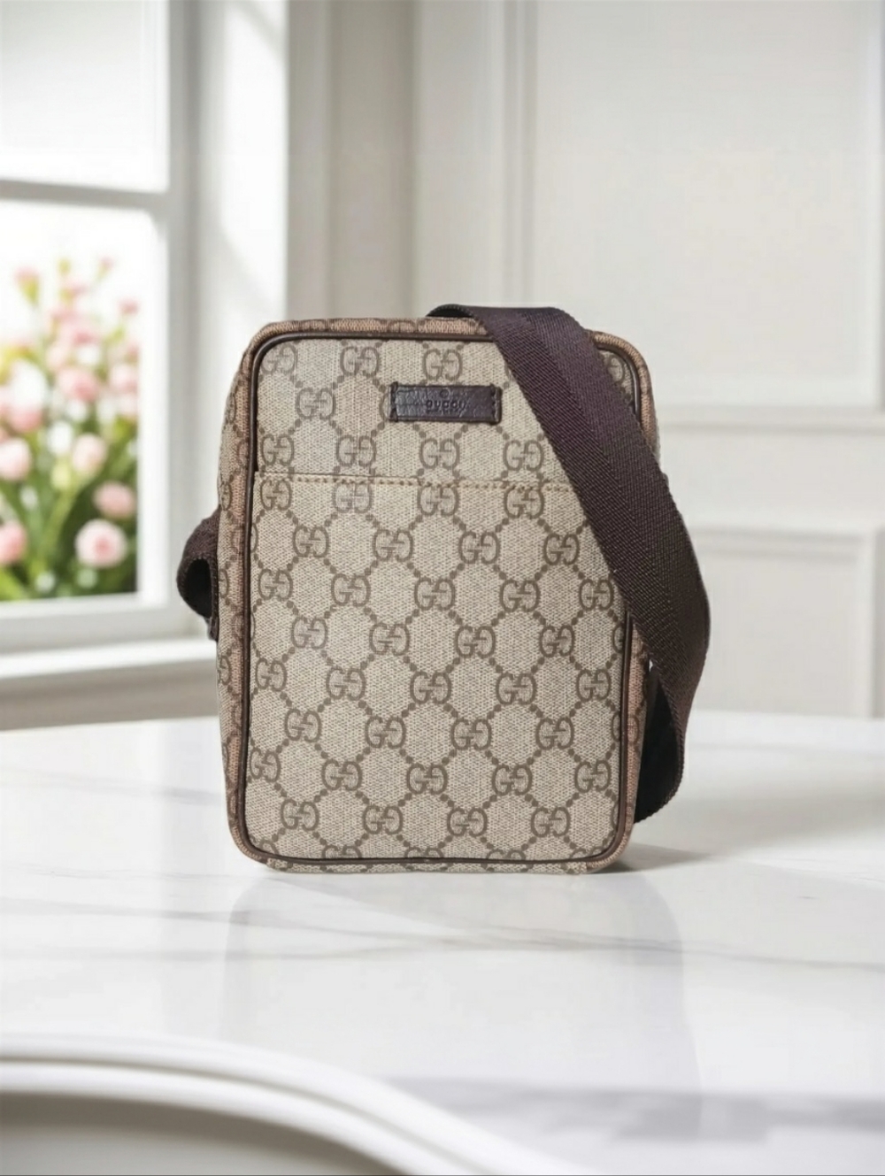 Gucci GG Supreme Canvas Messenger Bag Brown Leather Crossbody ✨ - Picture 2 of 16